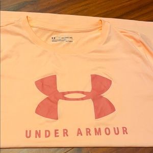 NWOT Under Armour Loose Heat gear 2xl